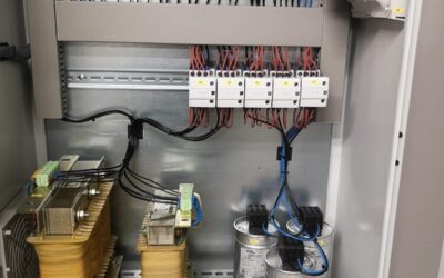 Energia bierna pojemnościowa a indukcyjna – różnice